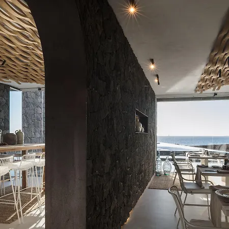 Kamezi Boutique Hotel 4*