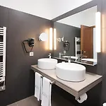 Kamezi Boutique 4* ヤイサ